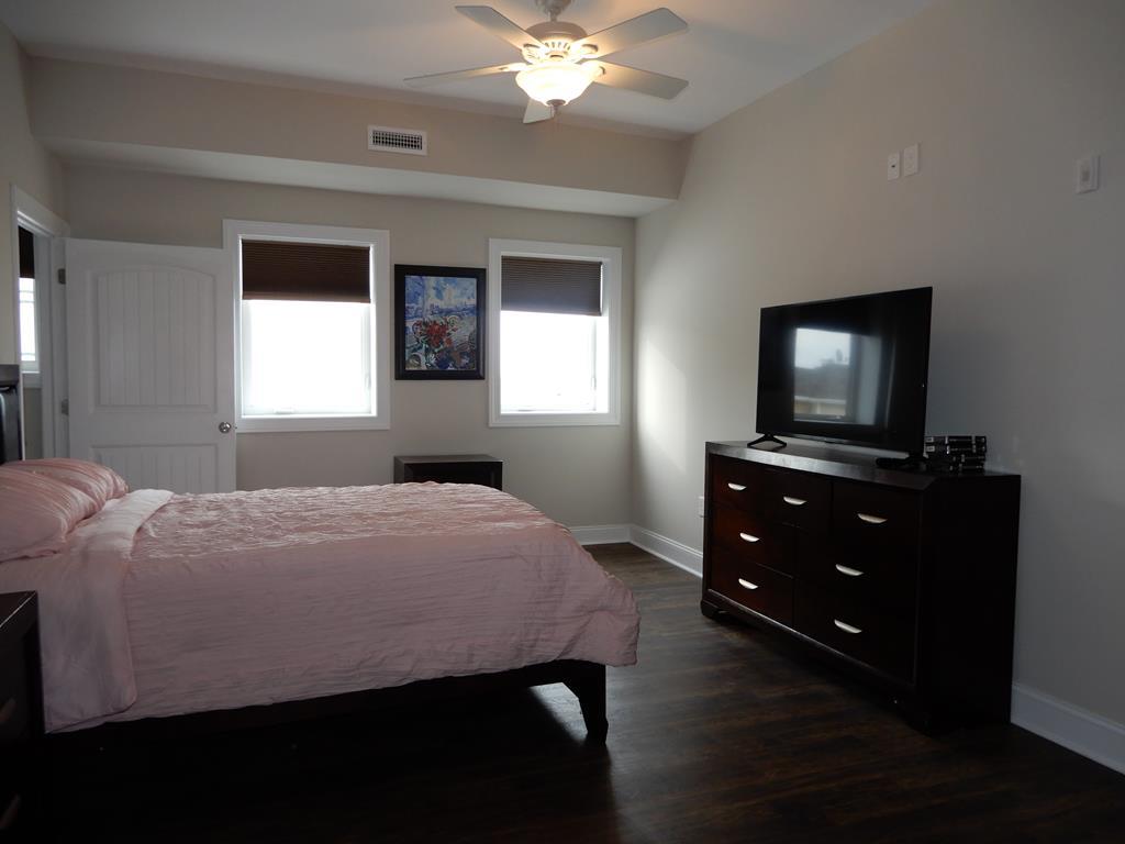 408 EAST FARRAGUT ROAD CREST BY THE SEA CONDO 301 WILDWOOD CREST